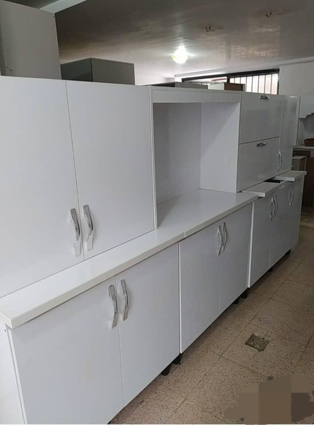 کابینت ام دی اف ۳ متر زمینی+۳متر دیواری سفید