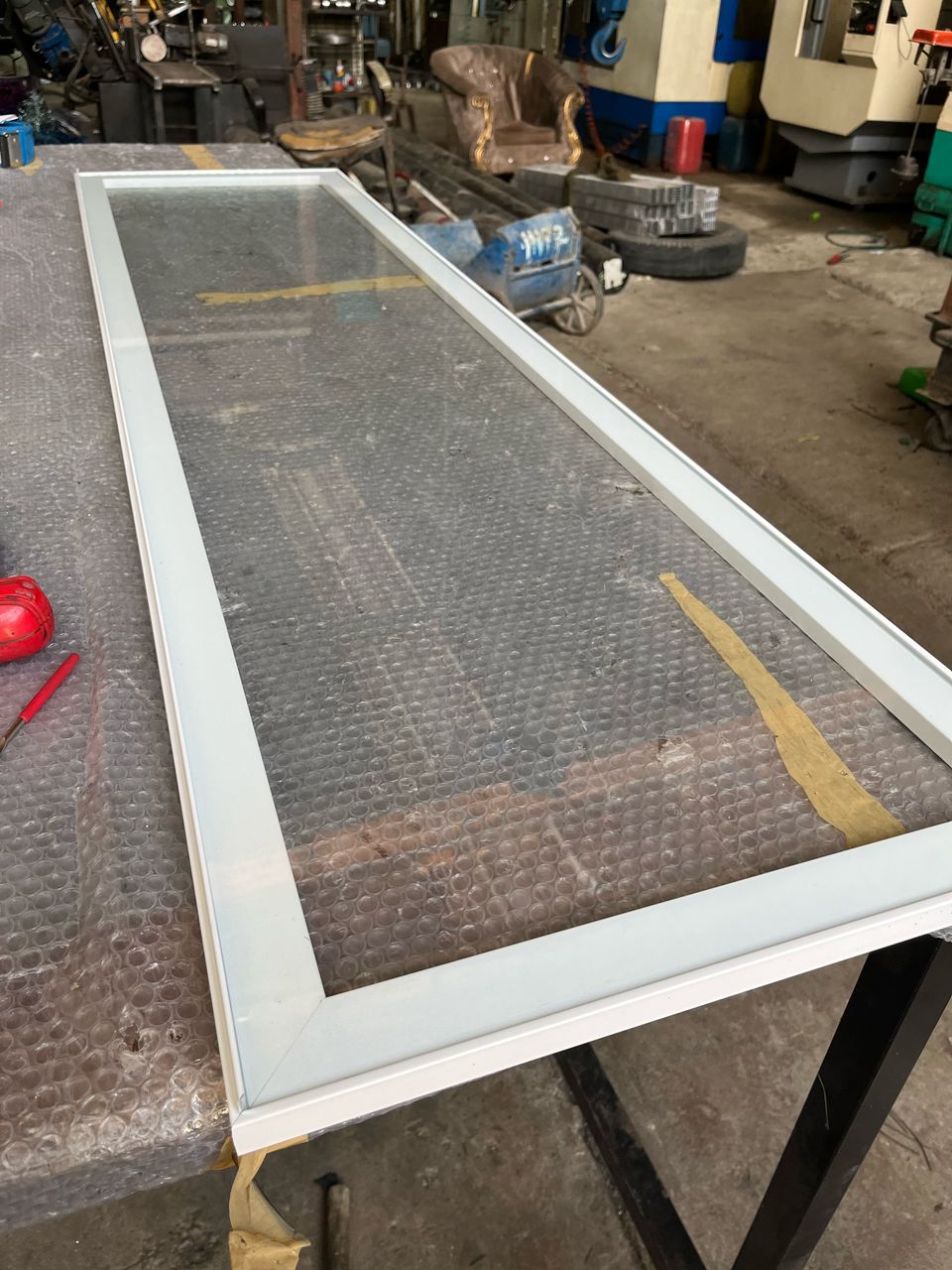 درب شیشه ای فریم لس